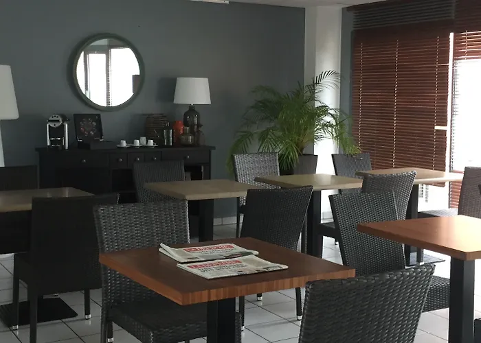 Hotel & Events Le Patio Occitan Toulouse Ouest - Cugnaux 3* Cugnaux